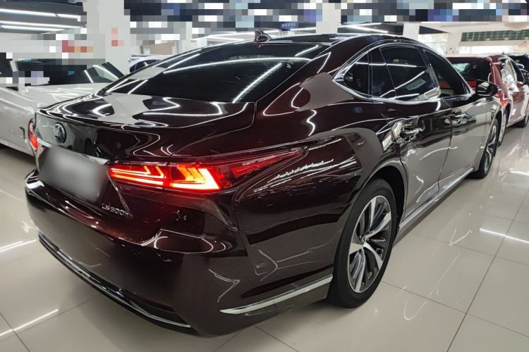 Used Lexus LS 2021 500h Excellence Edition Rear Right 45 Deg