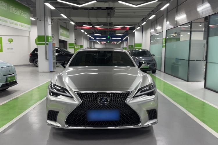 Used Lexus LS 2021 500h Luxury Edition Exterior 2