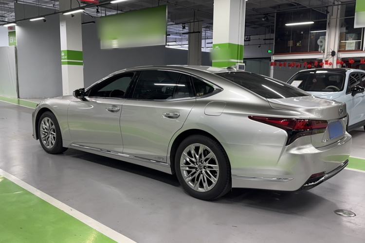 Used Lexus LS 2021 500h Luxury Edition Exterior 4