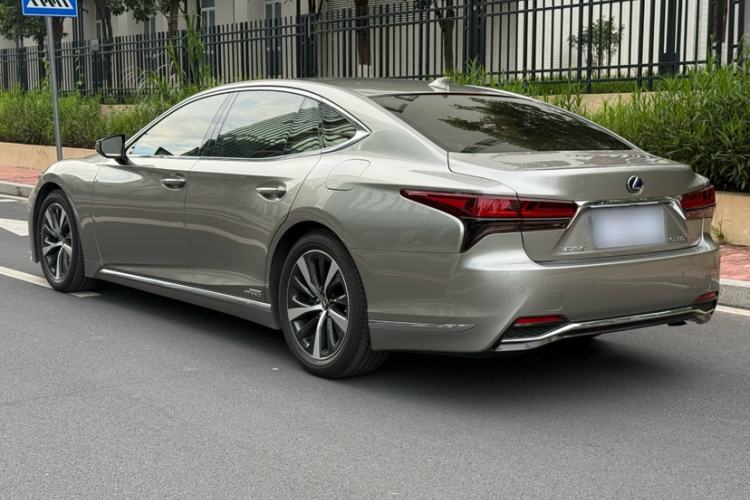 Used Lexus LS 2021 500h Excellence Edition Exterior 9