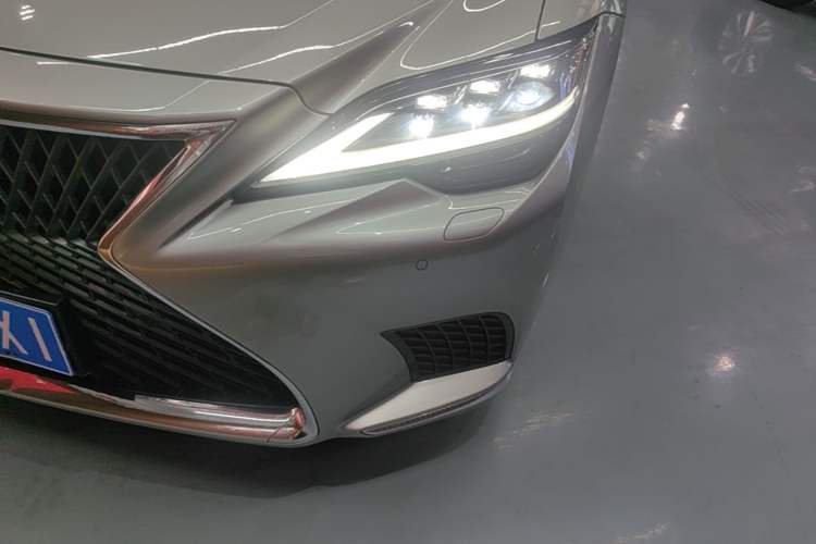 Used Lexus LS 2021 500h Excellence Edition Left Front Headlight