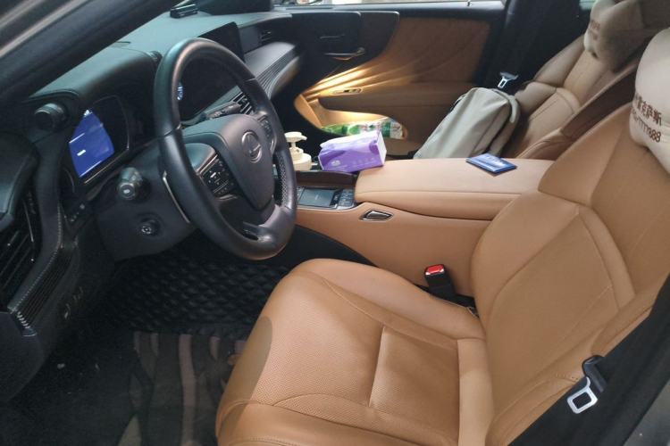 Used Lexus LS 2021 500h Excellence Edition Left Front Seat