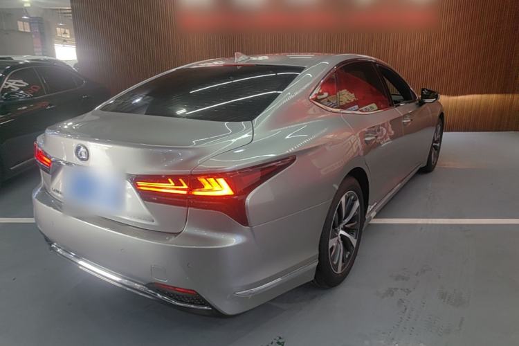 Used Lexus LS 2021 500h Excellence Edition Rear Right 45 Deg