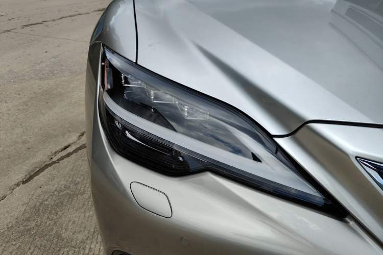 Used Lexus LS 2021 500h Excellence Edition Right Front Headlight