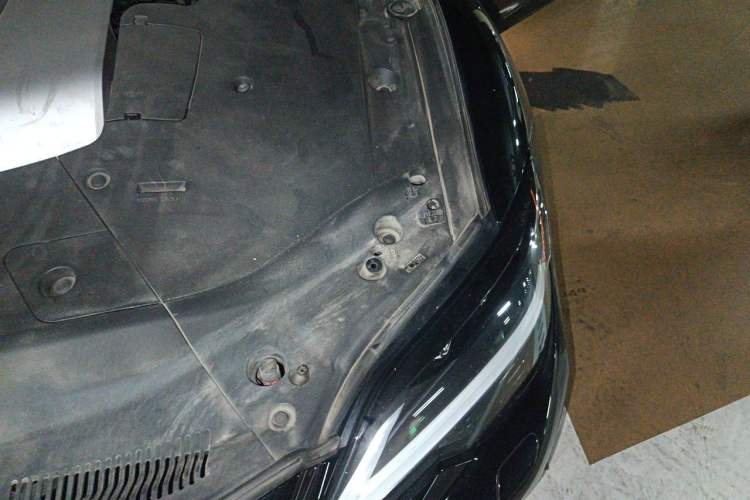 Used Lexus LS 2023 500h Luxury Edition Engine Bay Left