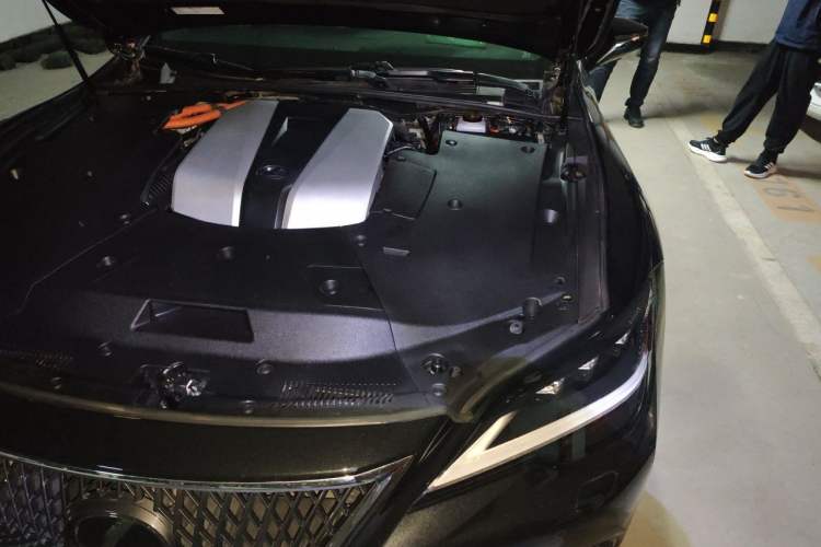 Used Lexus LS 2023 500h Excellence Edition Engine Bay Left