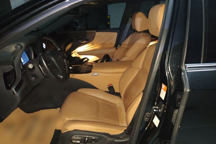 Used Lexus LS 2023 500h Excellence Edition Left Front Seat