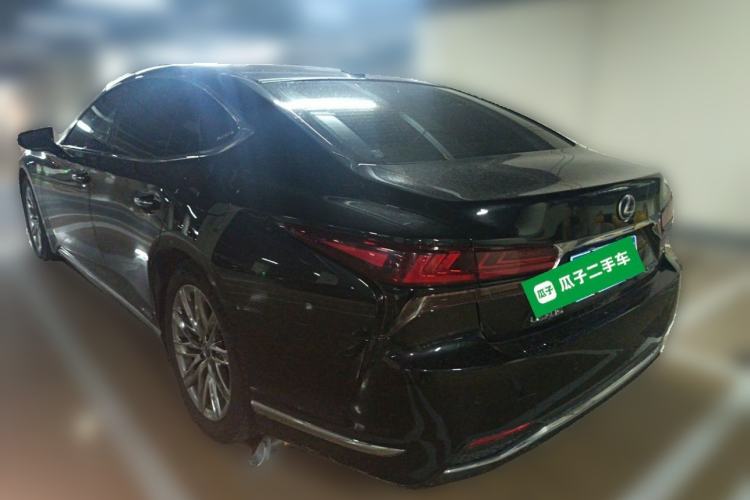 Used Lexus LS 2023 500h Luxury Edition Rear Left 45 Deg
