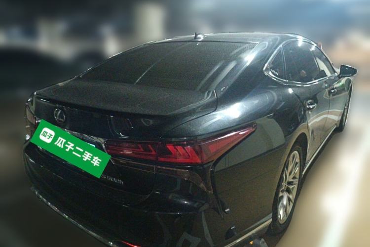 Used Lexus LS 2023 500h Luxury Edition Rear Right 45 Deg