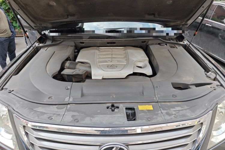 Used Lexus LX 2009 570 Engine Bay
