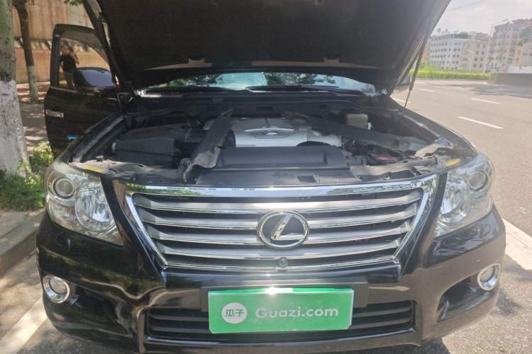 Used Lexus LX 2009 570 Engine Bay