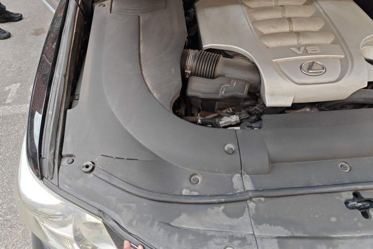 Used Lexus LX 2009 570 Engine Bay Right