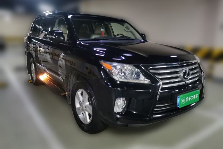 Used Lexus LX 2009 570 Front Right 45 Deg