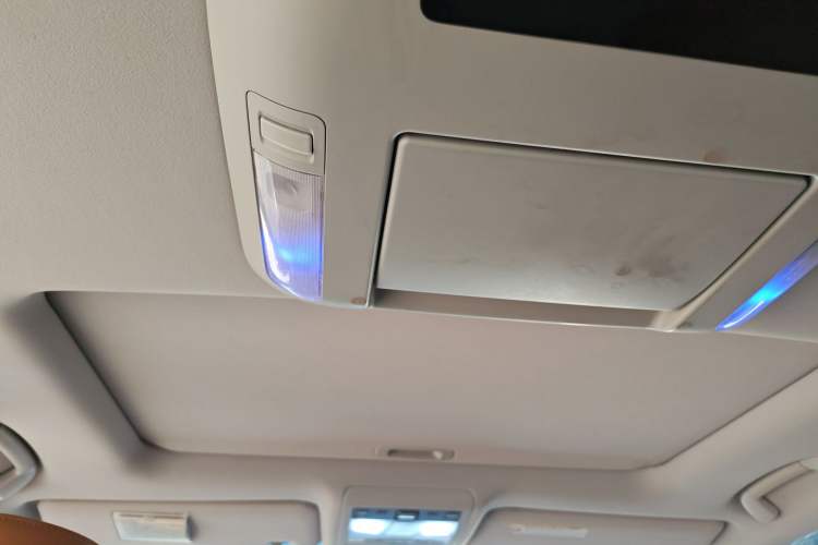 Used Lexus LX 2009 570 Headliner