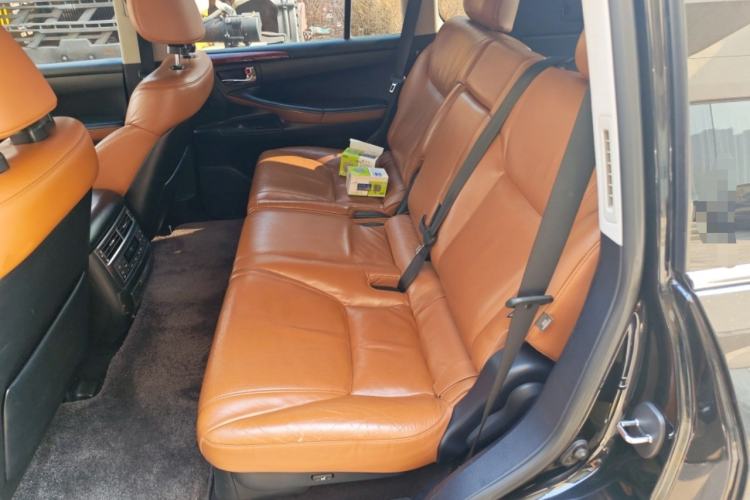 Used Lexus LX 2009 570 Interior 4