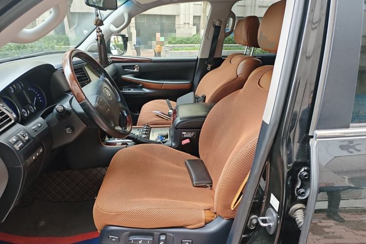 Used Lexus LX 2009 570 Left Front Seat