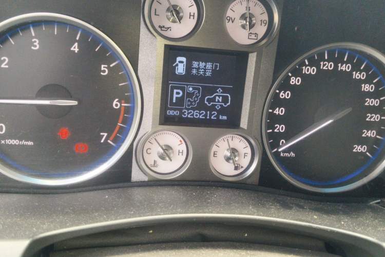 Used Lexus LX 2009 570 Odometer Close Up