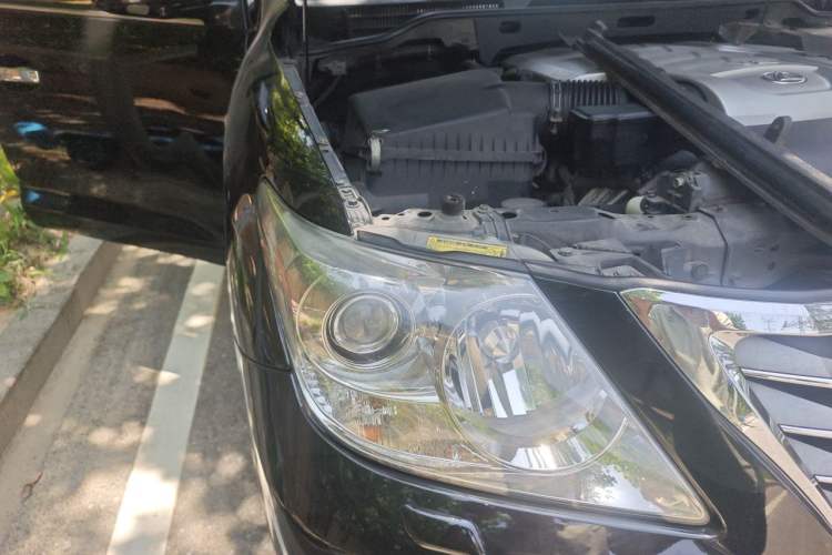 Used Lexus LX 2009 570 Right Front Headlight