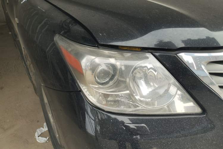 Used Lexus LX 2009 570 Right Front Headlight