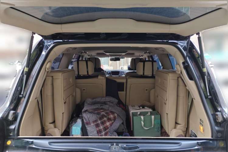 Used Lexus LX 2009 570 Trunk