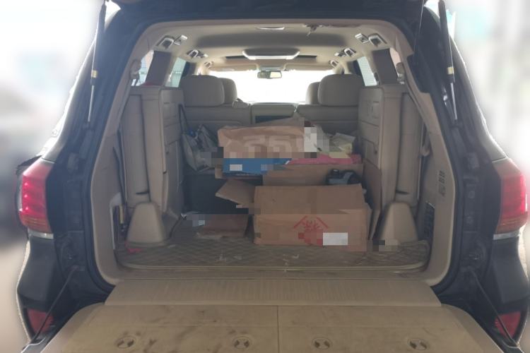 Used Lexus LX 2009 570 Trunk