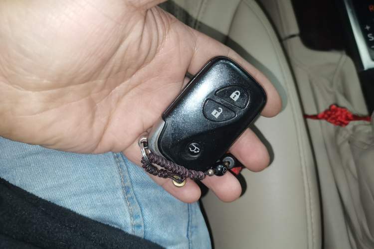 Used Lexus LX 2009 570 Vehicle Key