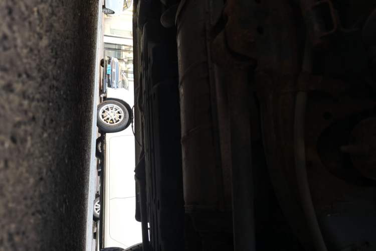 Used Lexus LX 2009 570 Chassis Rear Left