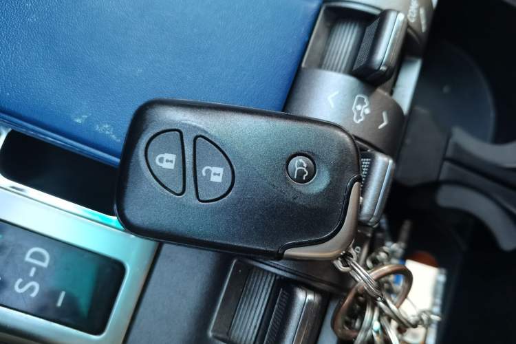Used Lexus LX 2009 570 Vehicle Key