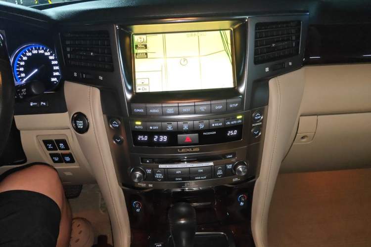 Used Lexus LX 2009 570 Audio And AC Panel