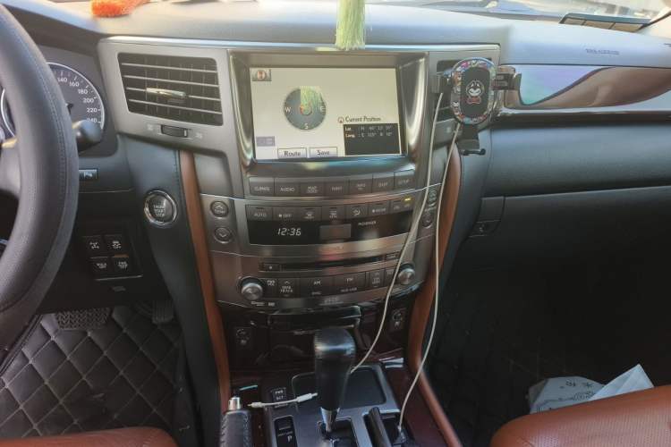 Used Lexus LX 2009 570 Audio And AC Panel