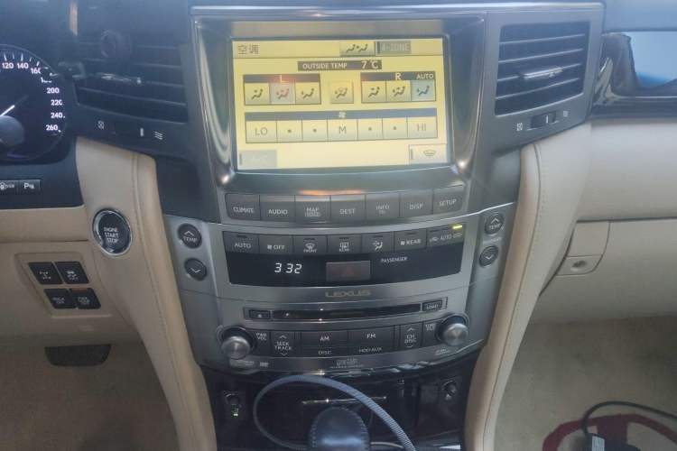 Used Lexus LX 2009 570 Audio And AC Panel