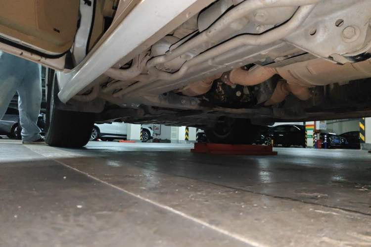 Used Lexus LX 2009 570 Chassis Rear Left