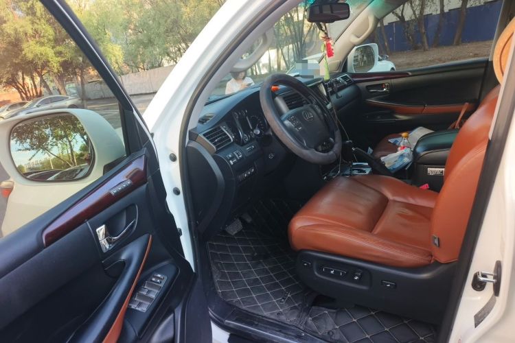 Used Lexus LX 2009 570 Driver Seat
