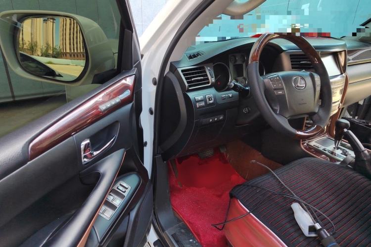 Used Lexus LX 2009 570 Driver Seat