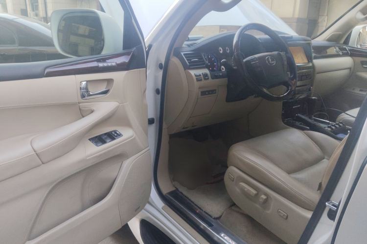 Used Lexus LX 2009 570 Driver Seat