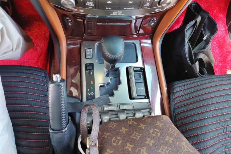 Used Lexus LX 2009 570 Gear Lever