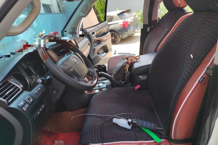 Used Lexus LX 2009 570 Left Front Seat