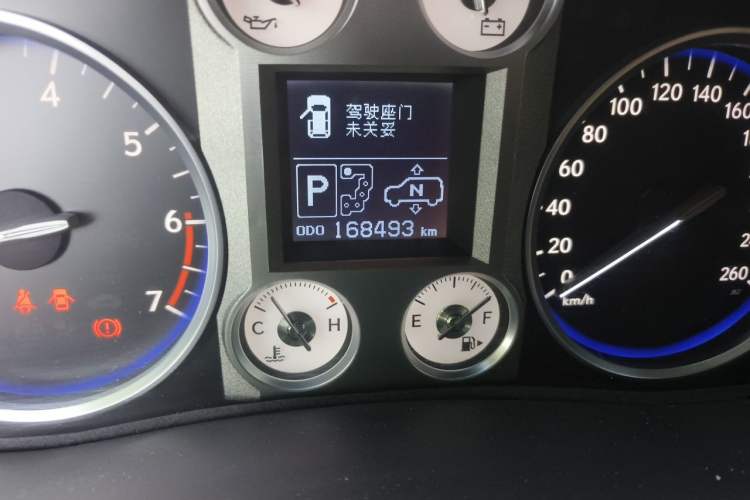 Used Lexus LX 2009 570 Odometer Close Up