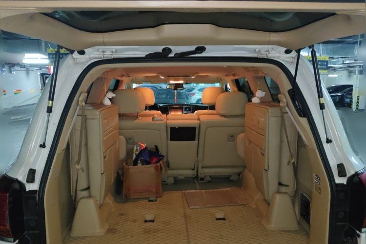 Used Lexus LX 2009 570 Trunk