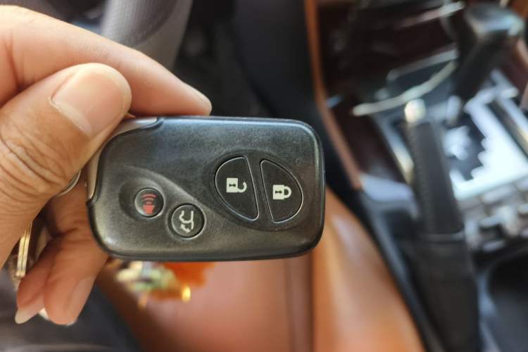 Used Lexus LX 2009 570 Vehicle Key