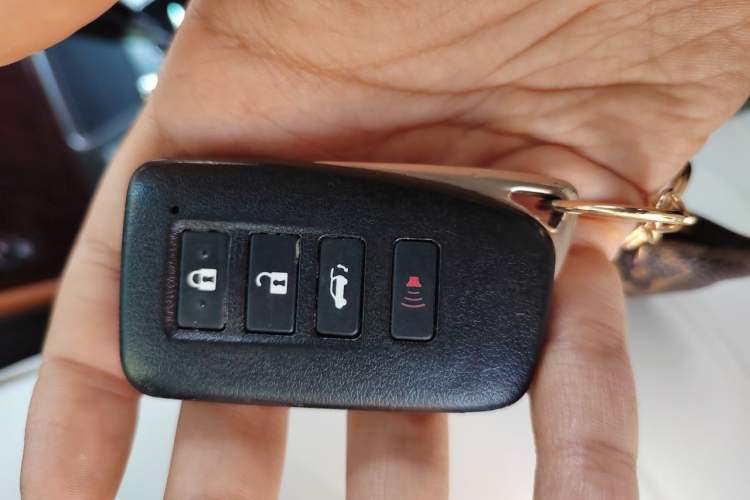 Used Lexus LX 2009 570 Vehicle Key
