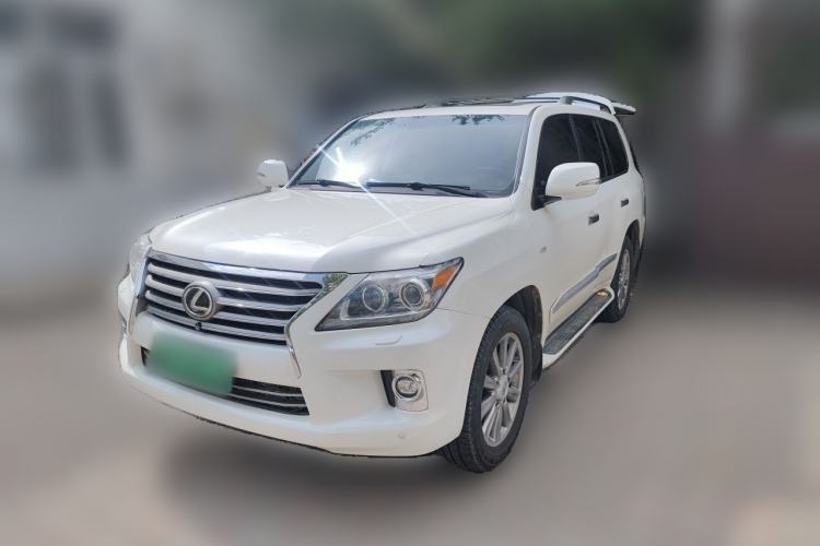 Used Lexus LX 2011, 570, 5.7-liter engine, 8-seater, with a sunroof and power seats in both the front and rear rows. Front seats feature ventilation and heating. Middle East specification. Guazi used car, China used car export, Used car for sale, Used Lexus cars, Cheapest cars for sale