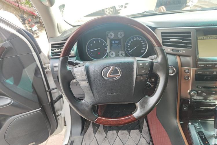 Used Lexus LX  Steering Wheel