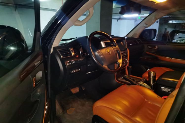 Used Lexus LX 2012 570 Driver Seat