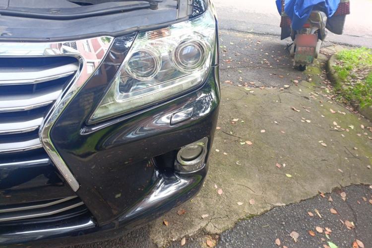 Used Lexus LX 2012 570 Engine Bay Left