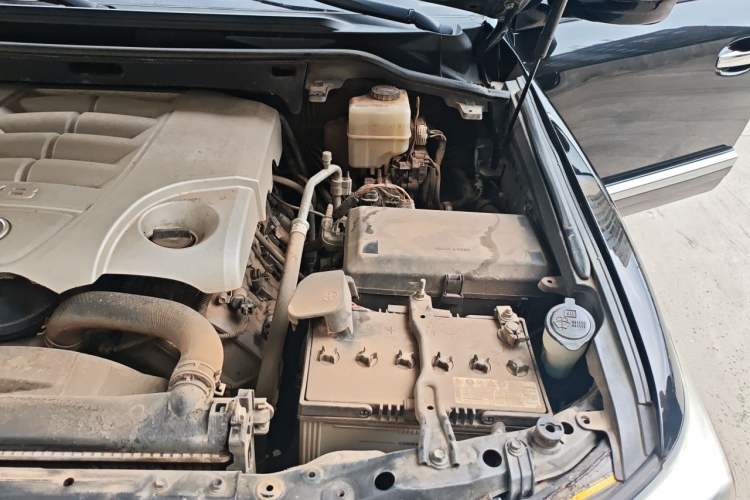 Used Lexus LX 2012 570 Engine Bay Left