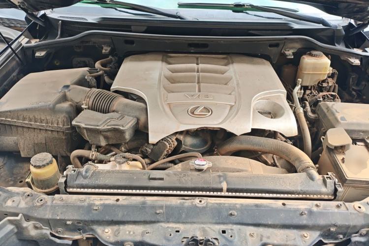Used Lexus LX 2012 570 Engine Bay
