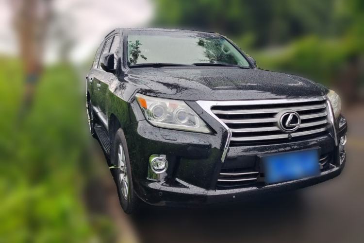 Used Lexus LX 2012 570 Front Right 45 Deg