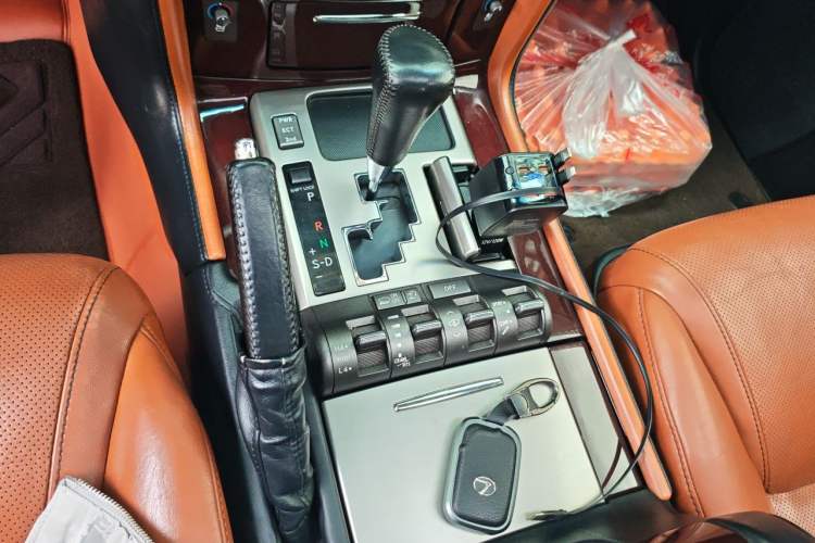 Used Lexus LX 2012 570 Gear Lever