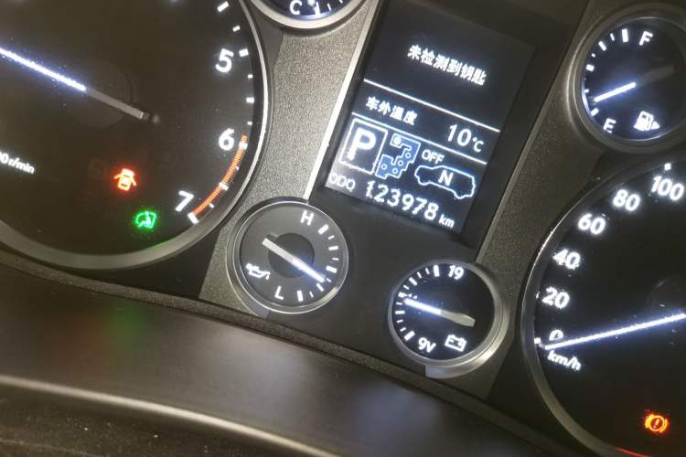 Used Lexus LX 2012 570 Odometer Close Up